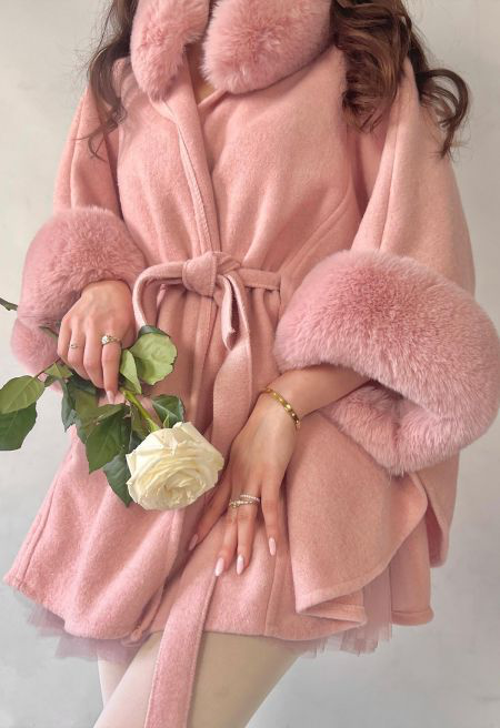 Suzzane Luxe Faux Fur cape